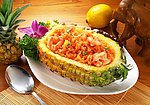 虾仁 蟹子海鲜菠萝饭美食摄影