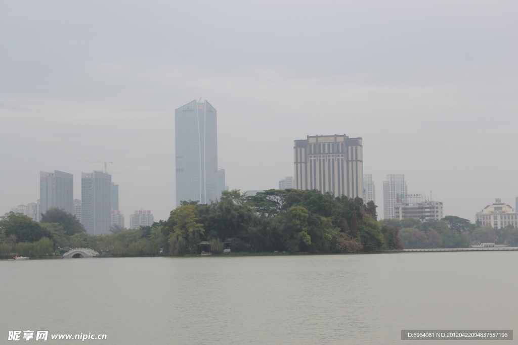 大廈海景
