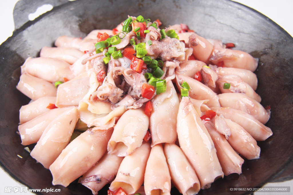 干鍋墨魚(yú)仔