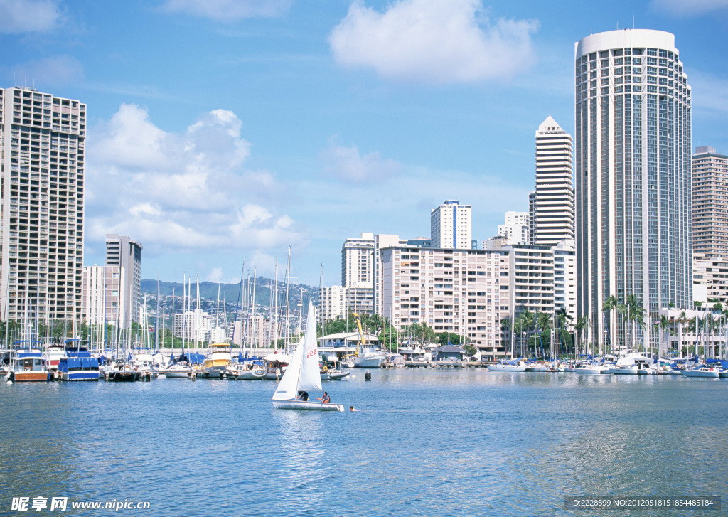 海濱城市港灣