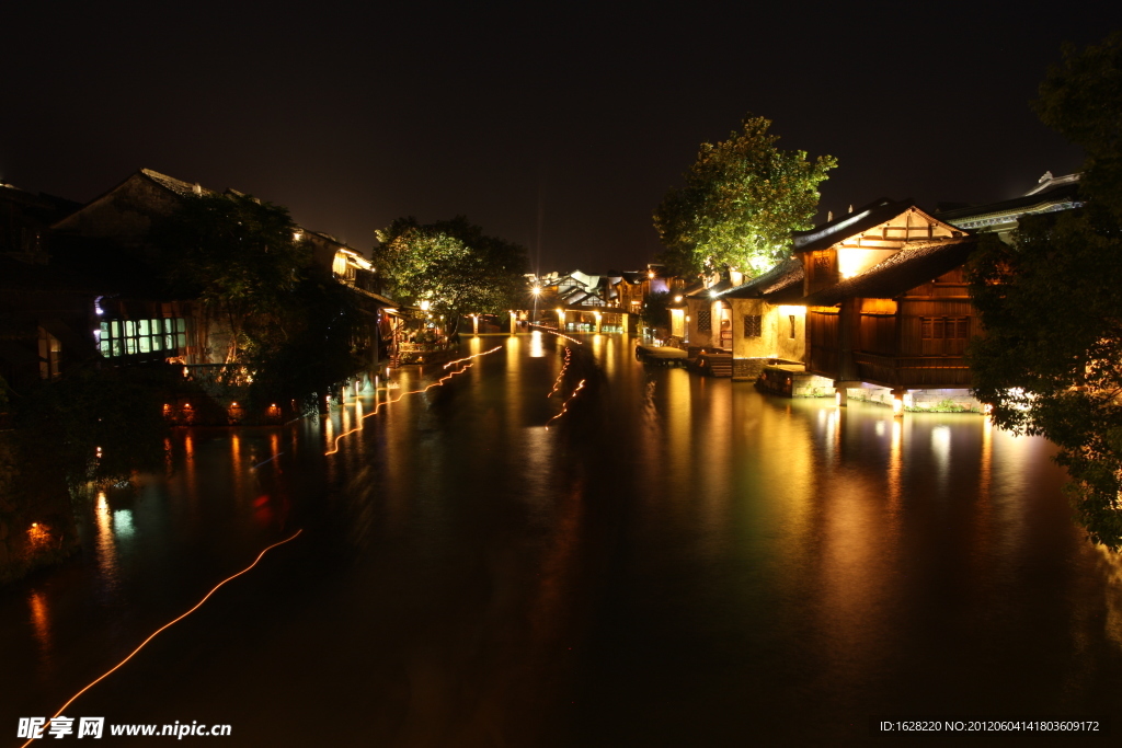 浙江烏鎮水鄉夜景攝影照片