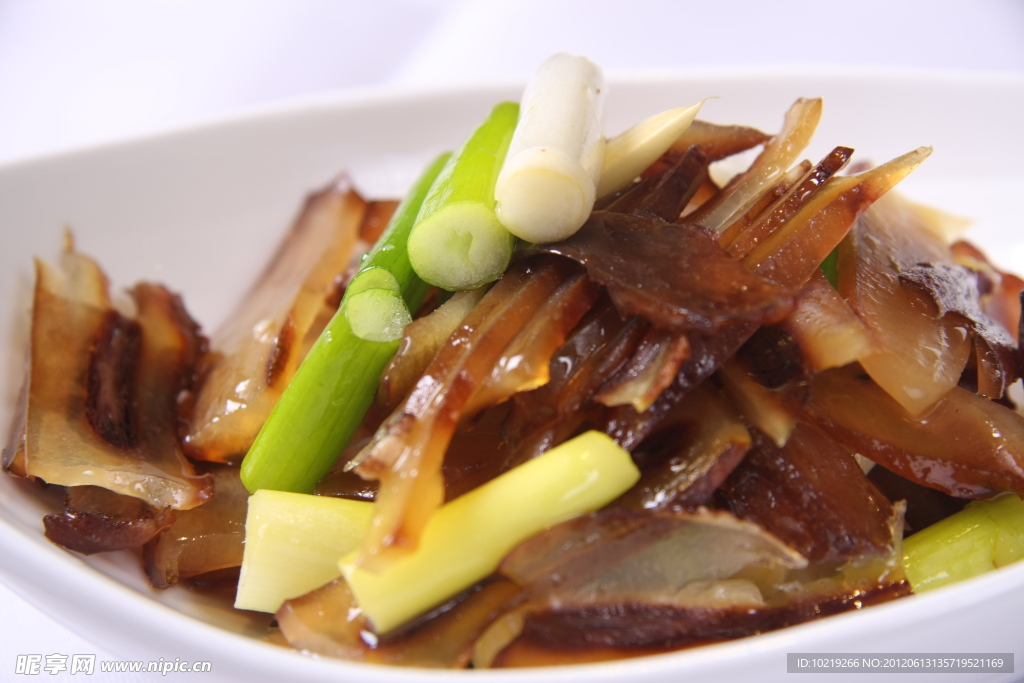 蔥炒牛鞭
