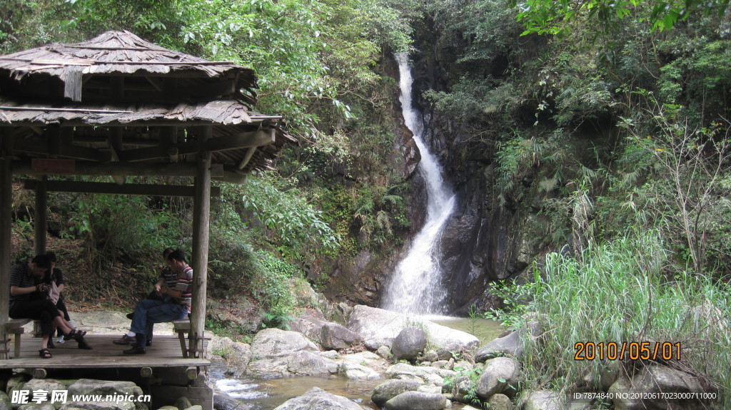 天馬山的古亭