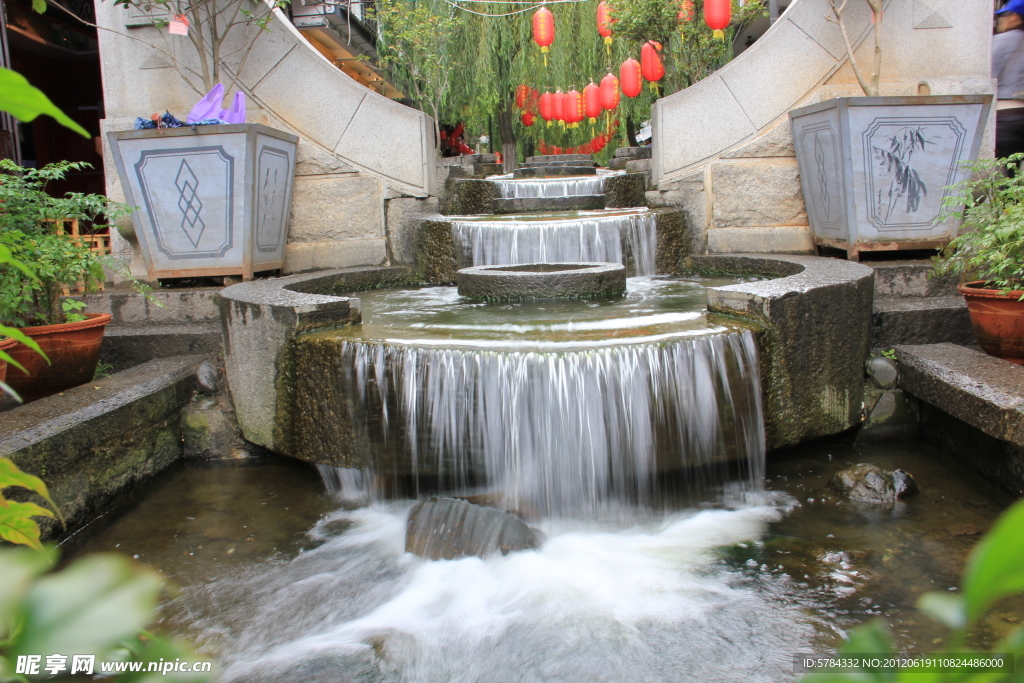 水映燈籠