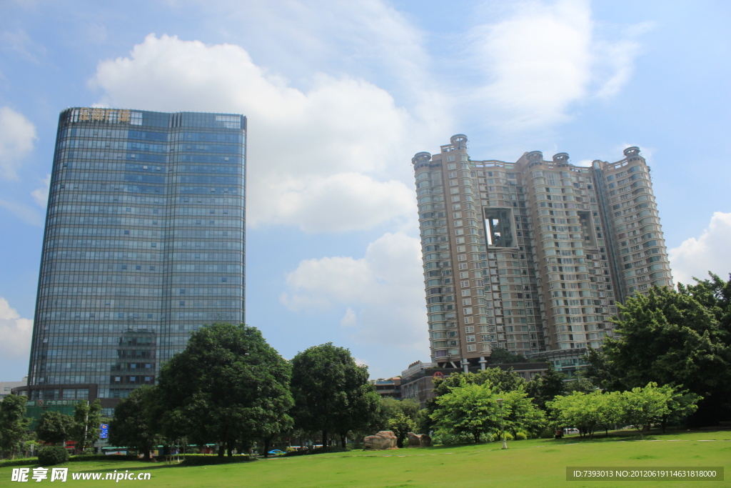 金海廣場(chǎng)