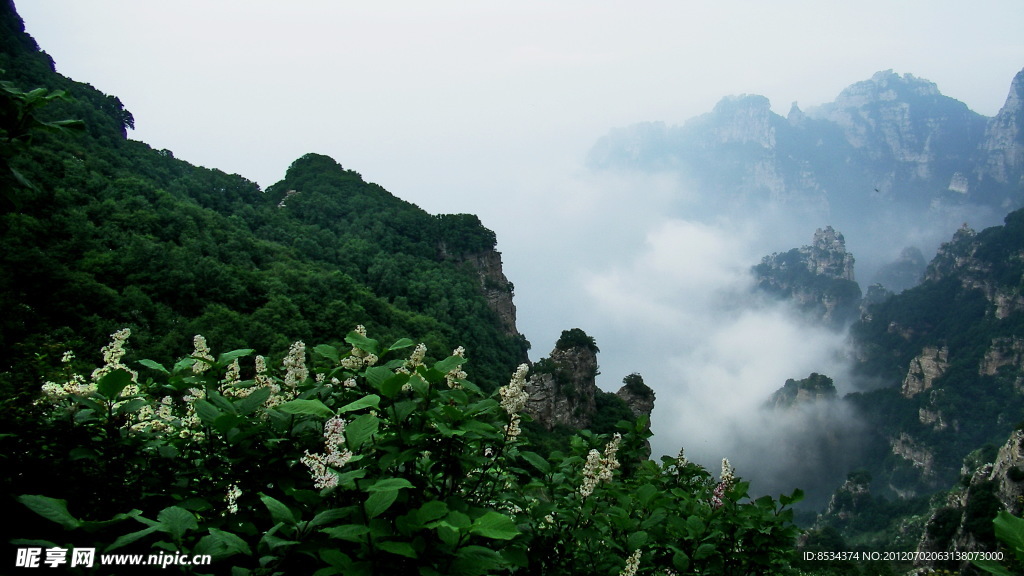 牧笛的白石山
