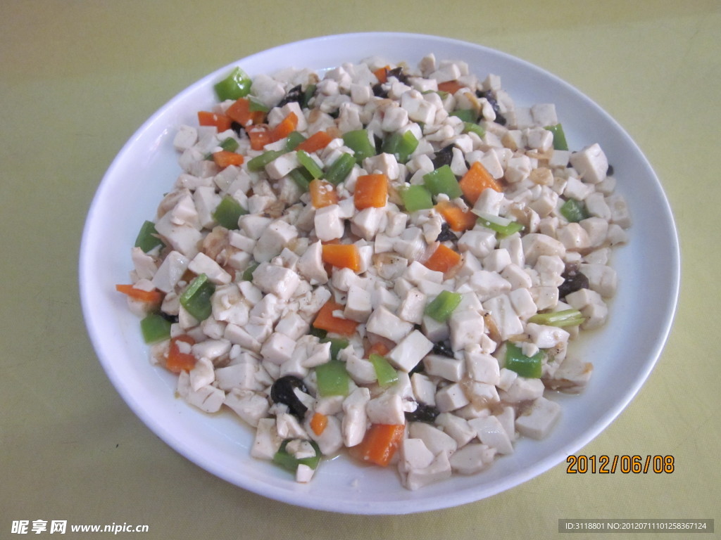 五彩豆腐丁（非高清）