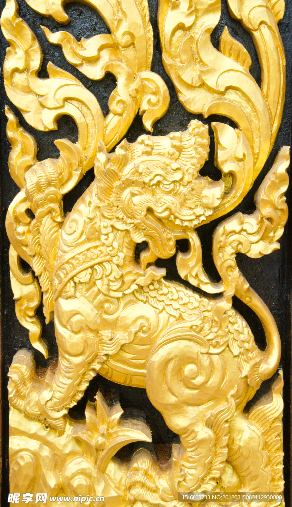 金色浮雕