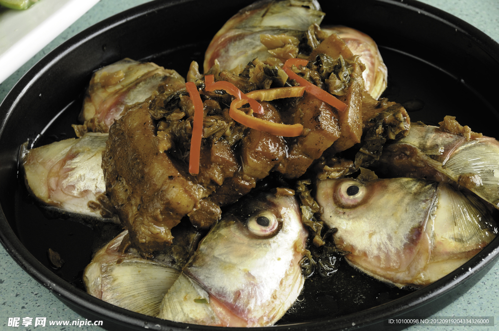 梅菜扣肉蒸魚頭