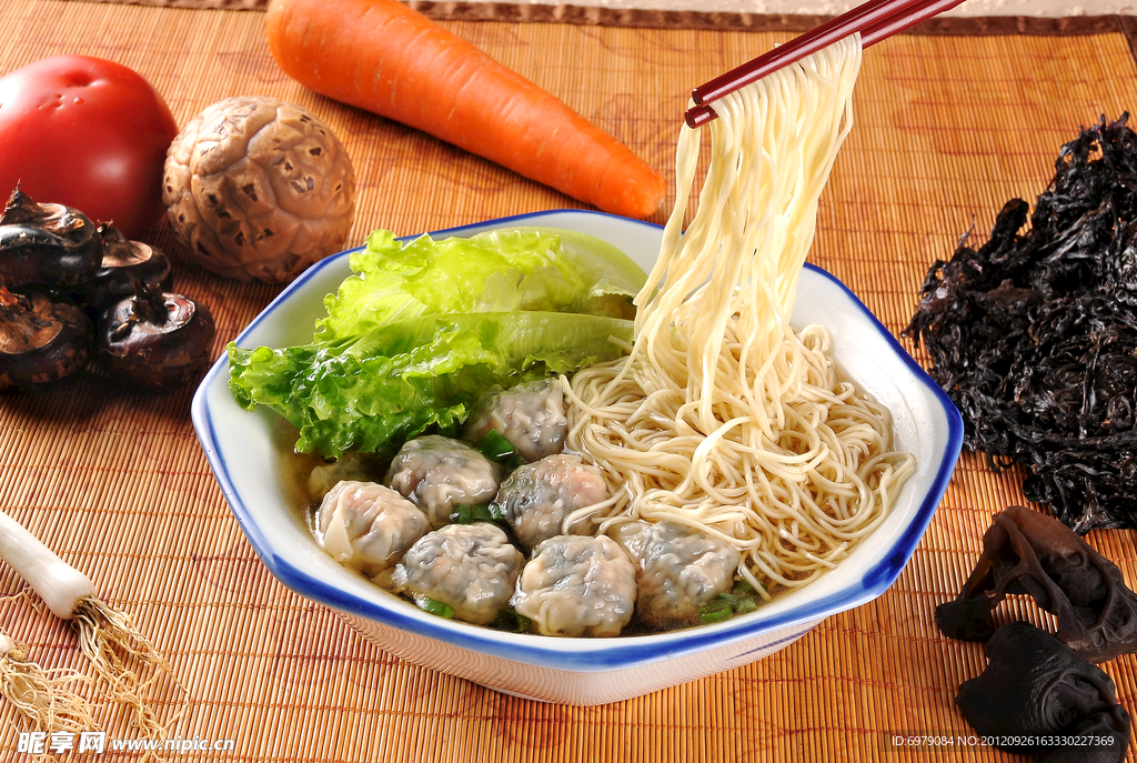 云吞面 蔬菜