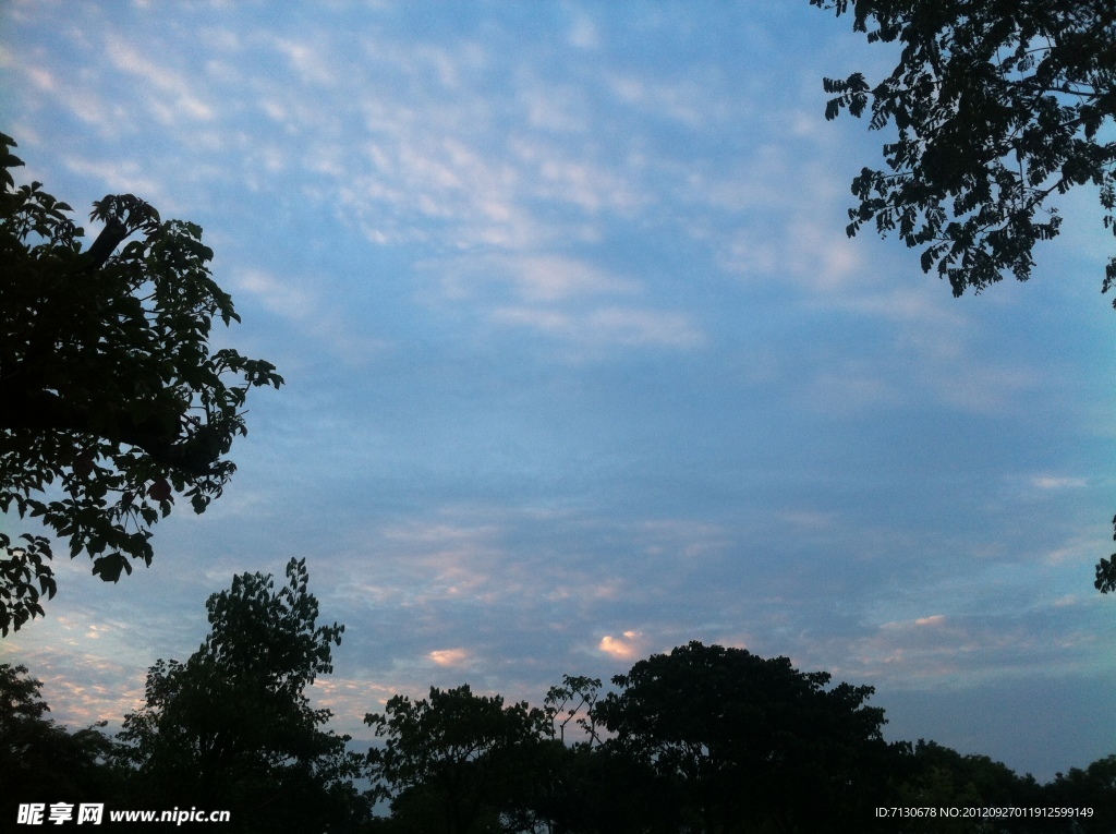 晚霞的天空