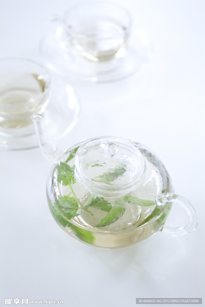 鮮草茶飲