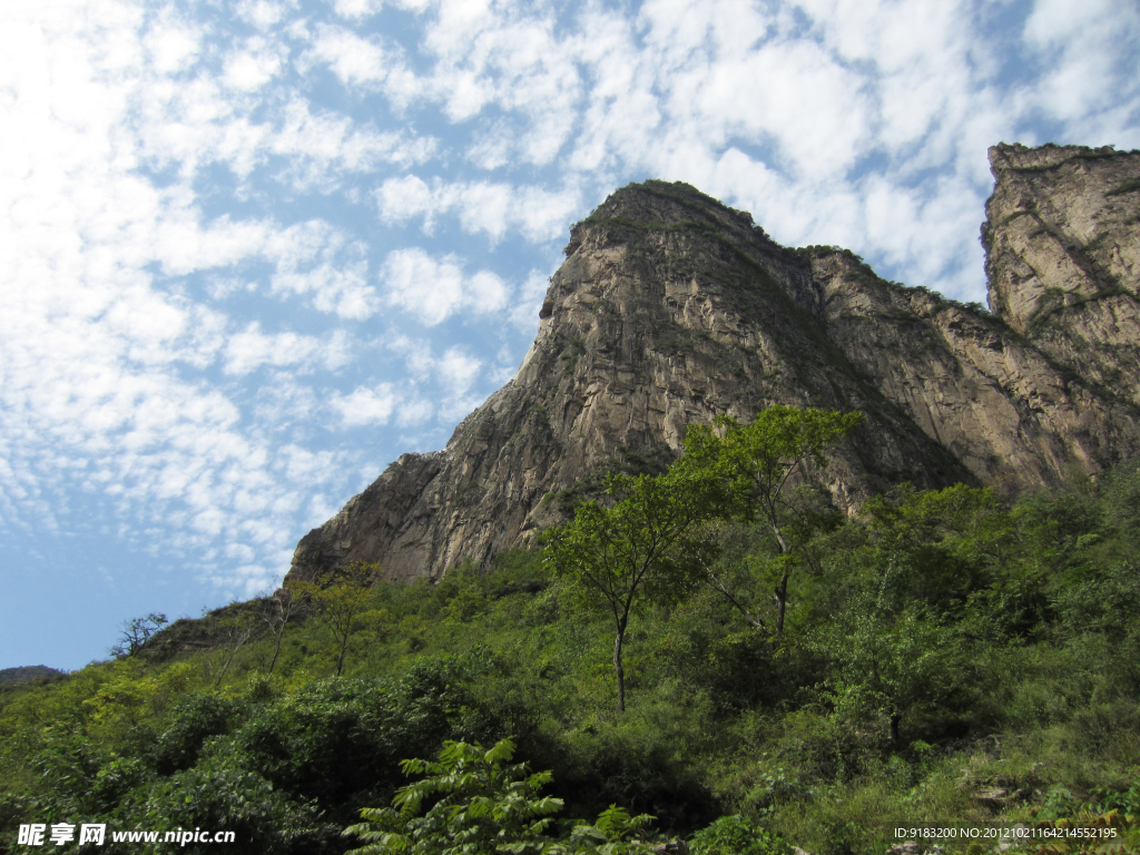 青山藍(lán)天