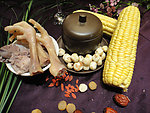 冬季养生汤系列 凤爪莲子玉米汤