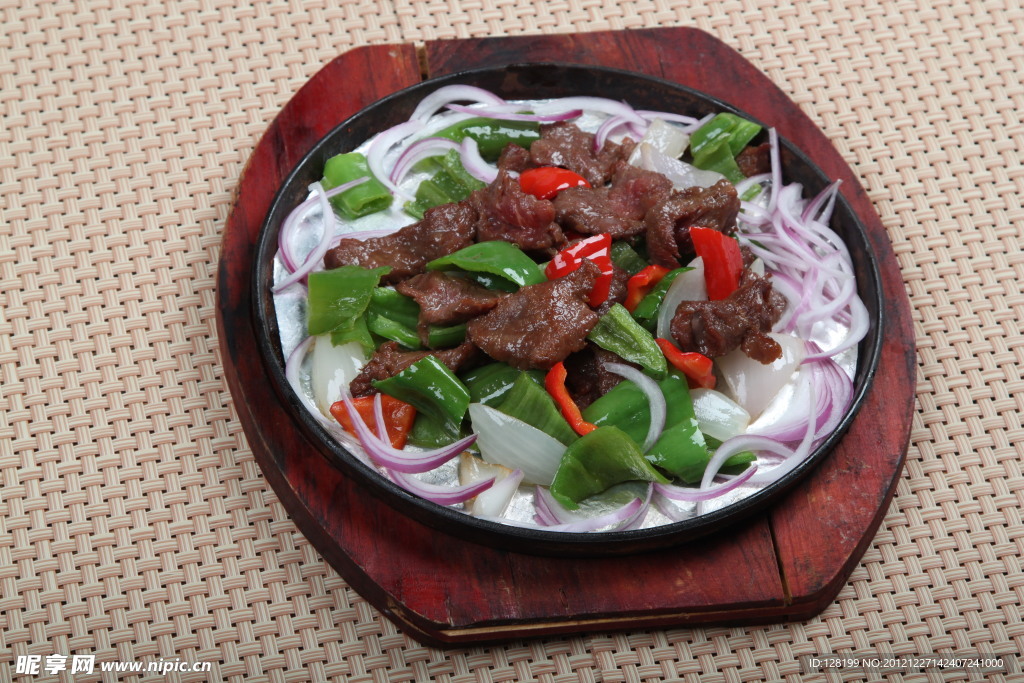 鐵板牛肉