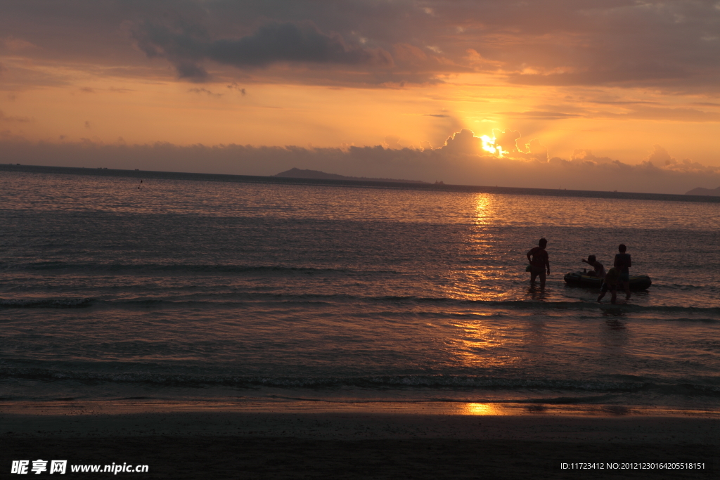 夕陽(yáng)