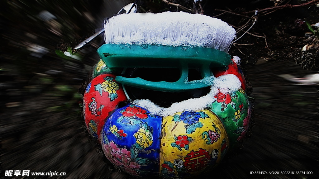 筆洗上的雪