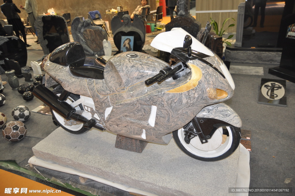 精品大理石雕塑摩托車