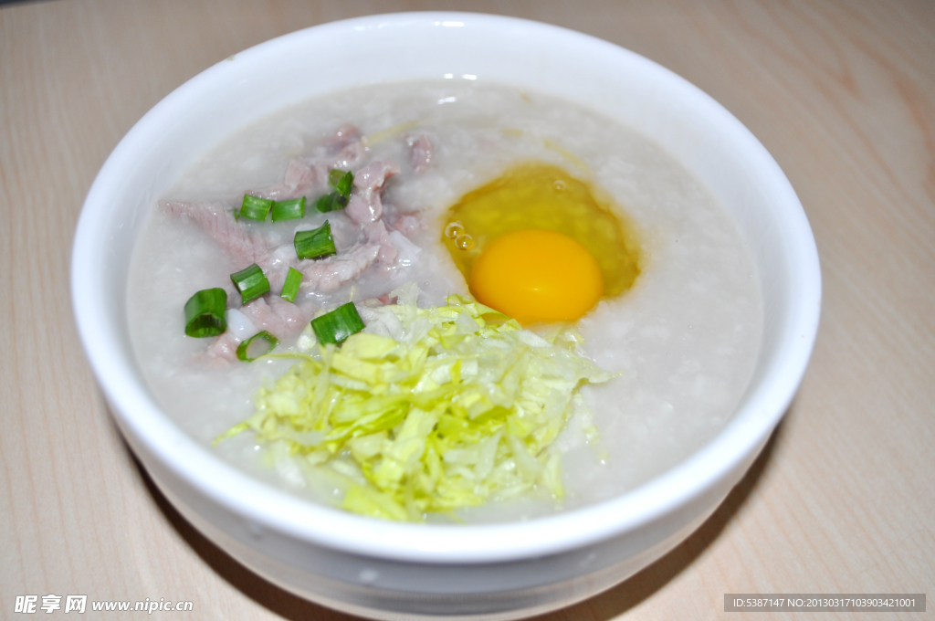 窩蛋粥