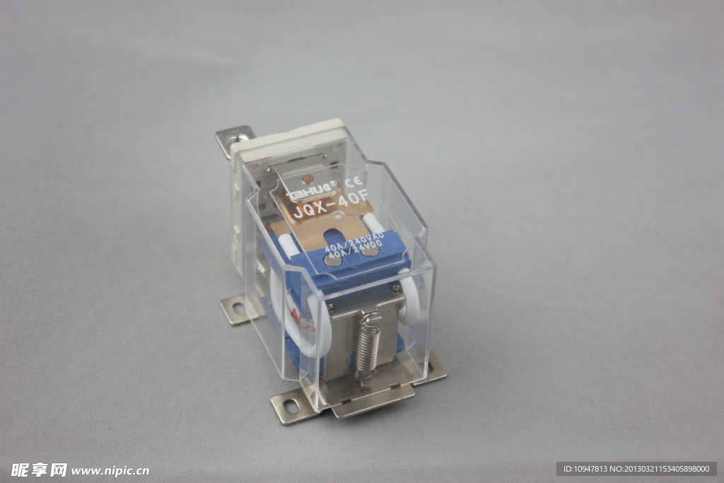 小型繼電器