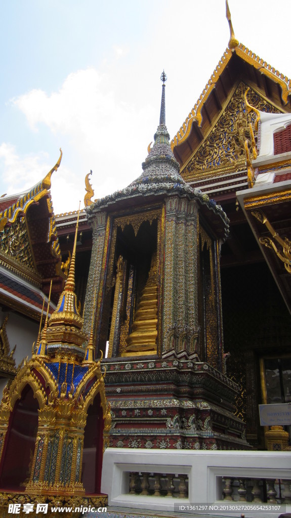 泰国风景泰国寺庙金顶