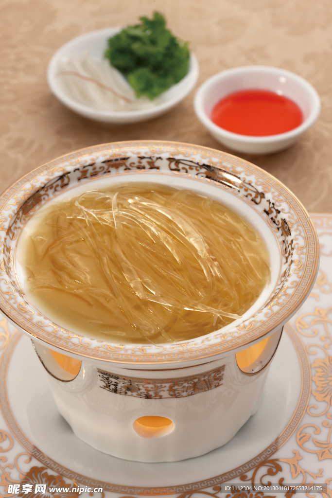 魚(yú)翅