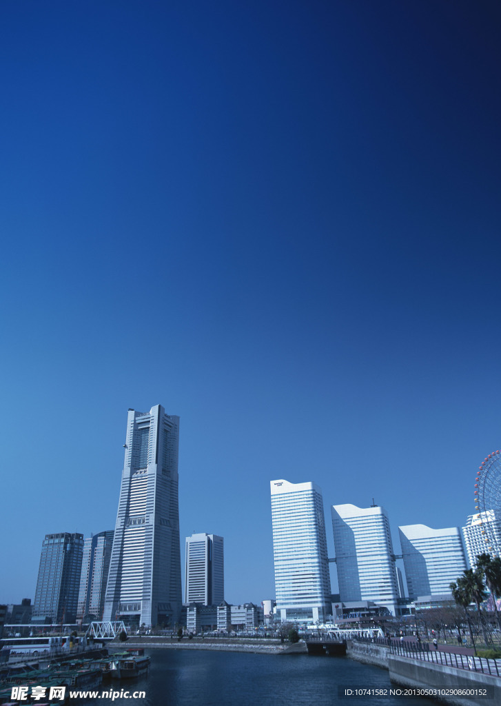 都市