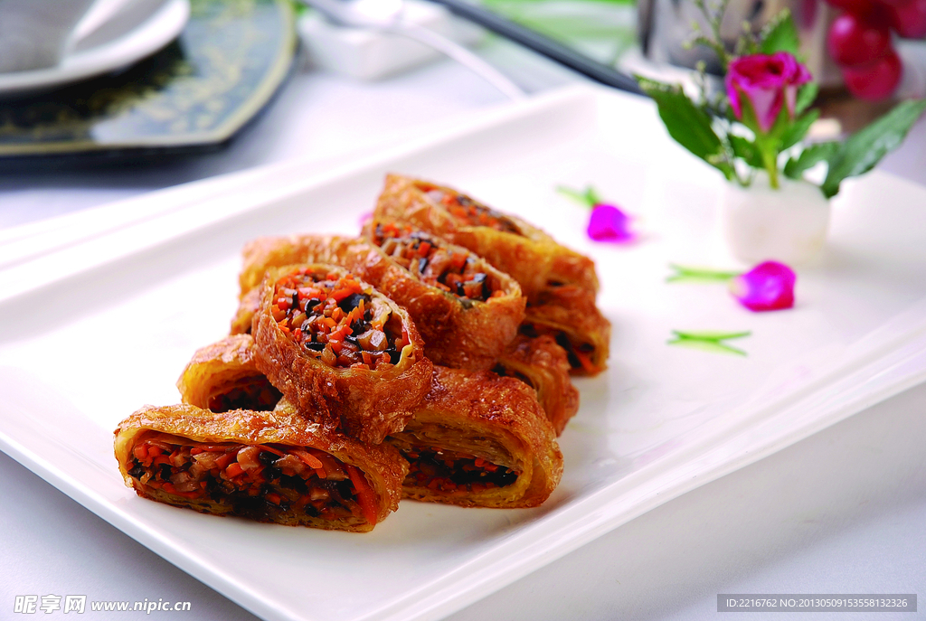 龍華素?zé)Z