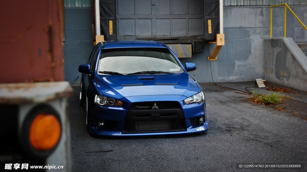三菱汽車