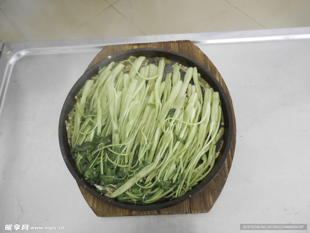 鐵板通菜