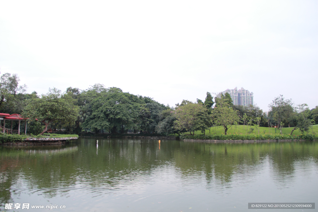 中山公園一角