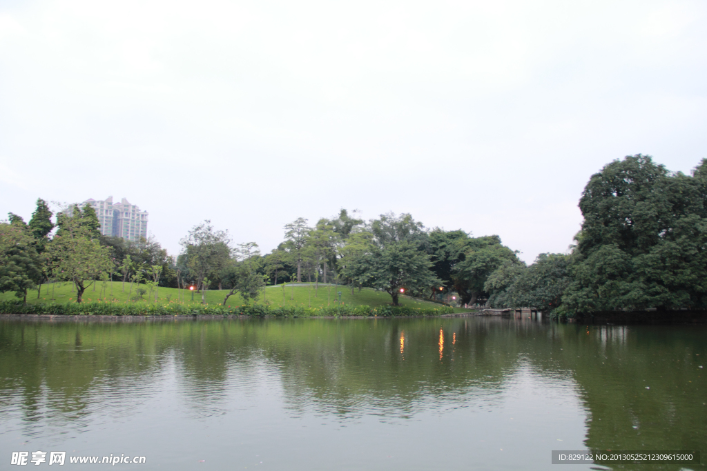 中山公園一角