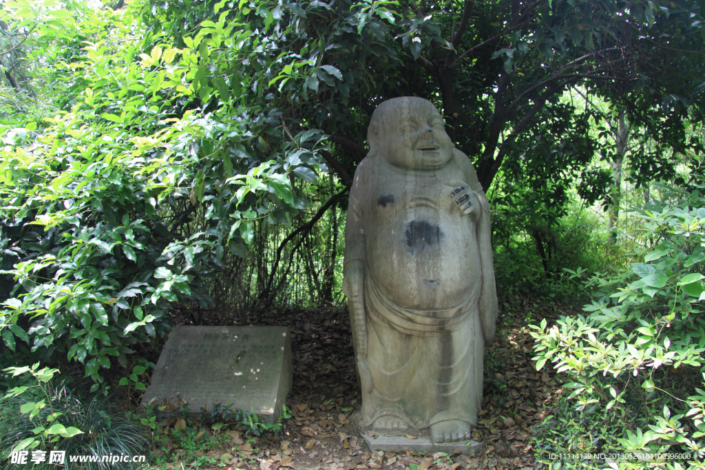 羅漢石雕