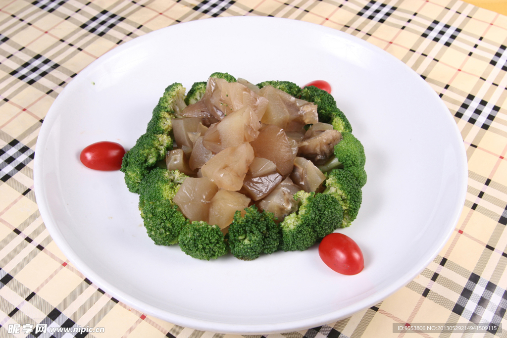 碧綠扒牛筋