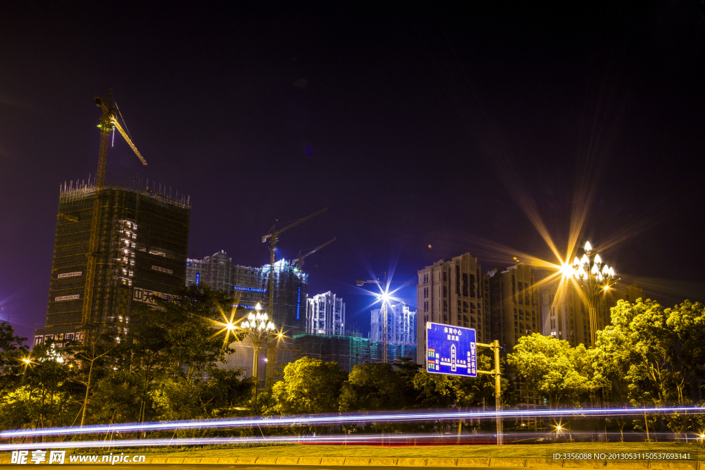 建筑工地夜景