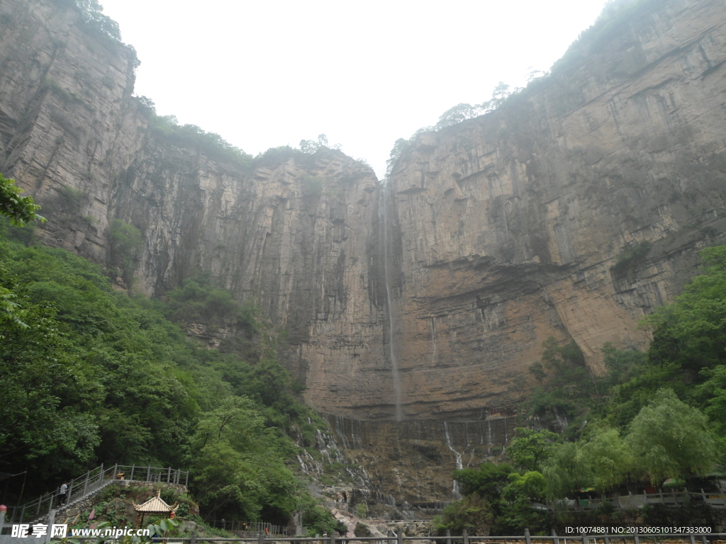 八里溝風光