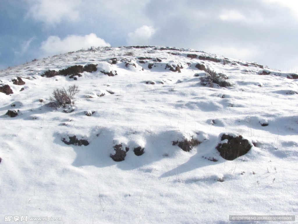 甘肅省夏河高原雪山