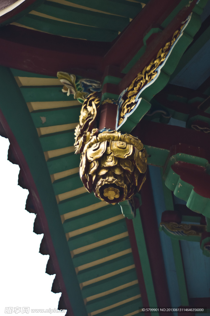 寺廟飛檐雕刻