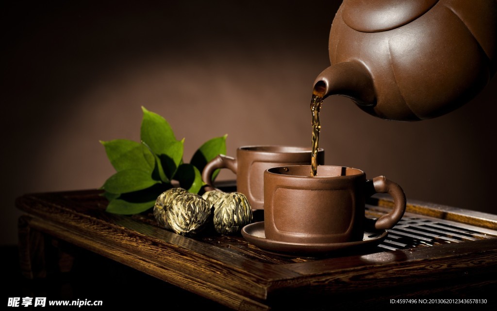 倒茶