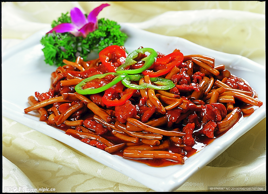 茶樹菇炒牛柳