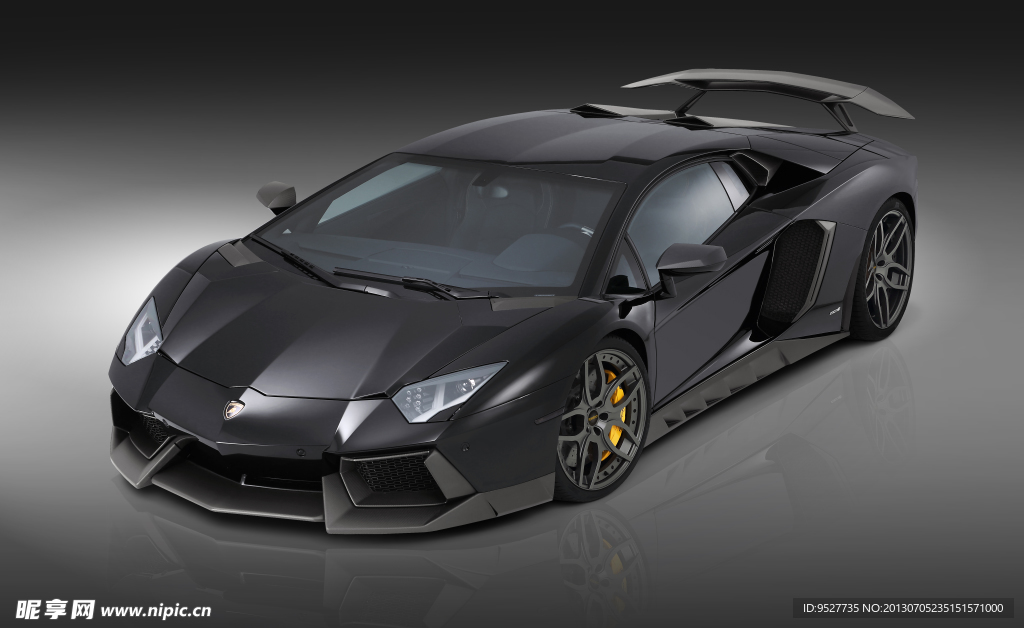 蘭博基尼aventador