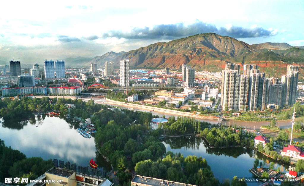 西寧城北區(qū)全景