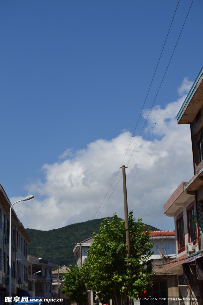 小鎮(zhèn)藍(lán)天