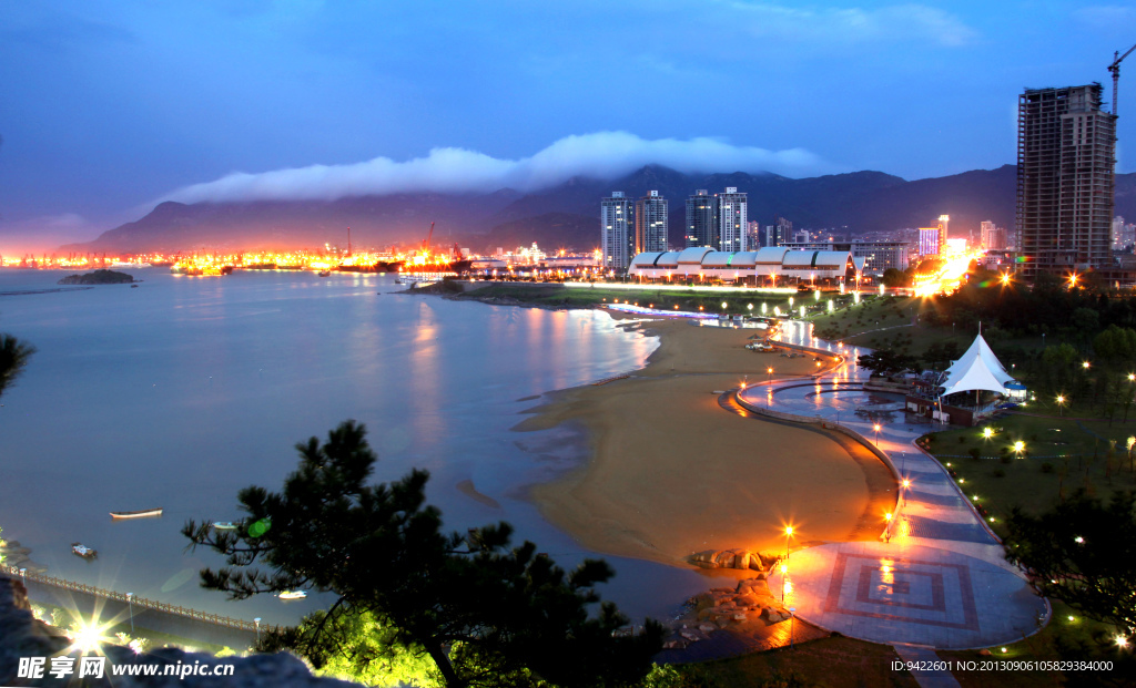 海濱夜色