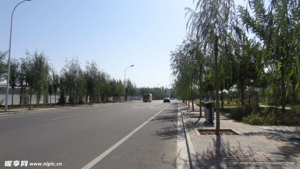 城郊馬路