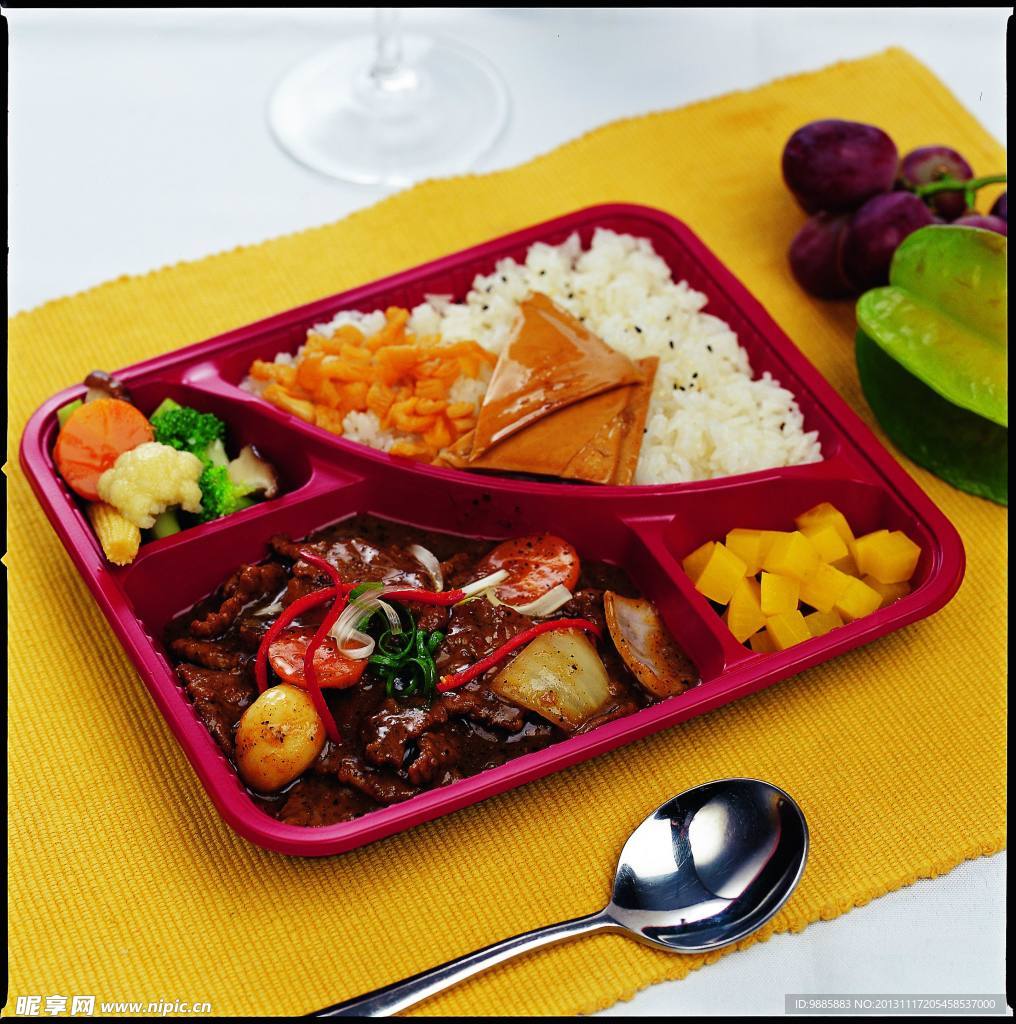 黑椒牛肉飯