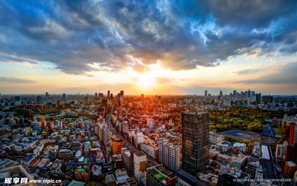 東京