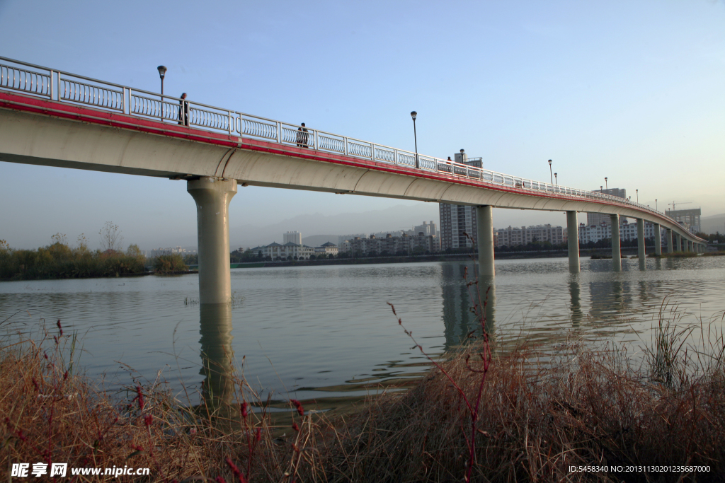 河堤公園