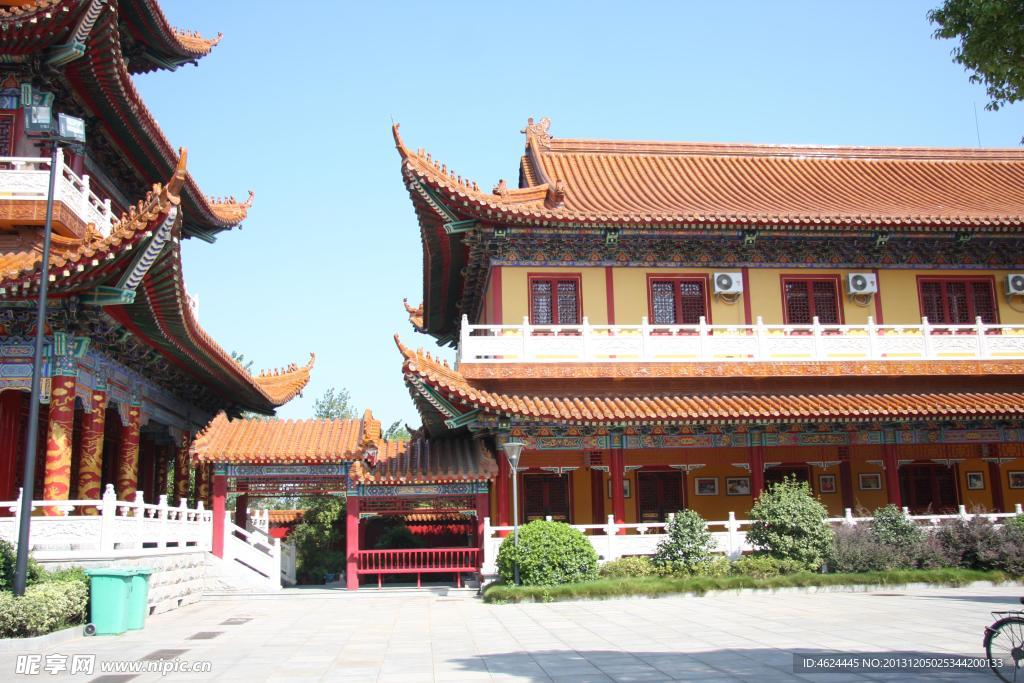 兩層大殿