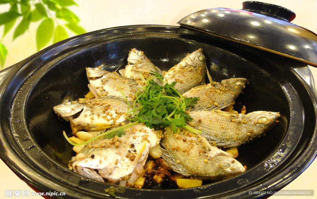 美味小魚